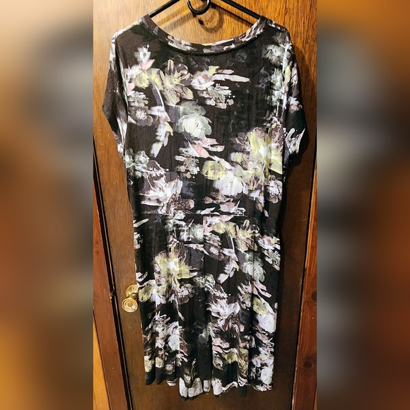 Womens Short Sleeve Dress with Pockets XL Simply Vera Vera Wang - Picture 2 of 3